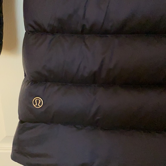 Lululemon - Picture 4 of 6